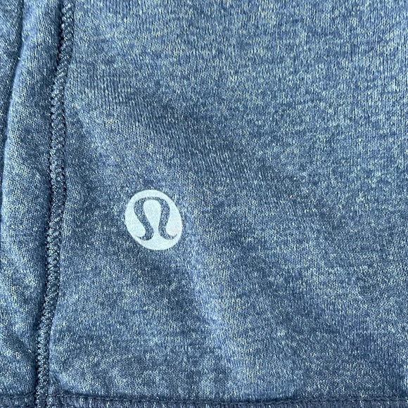 Lululemon Tank Top Women's 6 Grey Built-in Bra Sleeveless Athletic Top - Picture 12 of 15